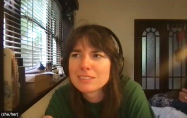 Video: Angie McMahon kan niet anders dan kwetsbaar zijn in haar muziek