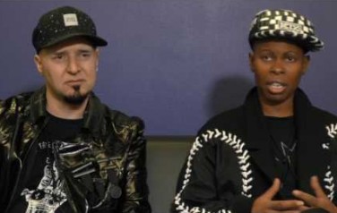 Video: Thuisland Engeland negeert Skunk Anansie