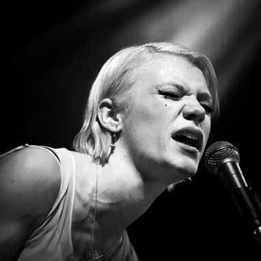 Trixie Whitley