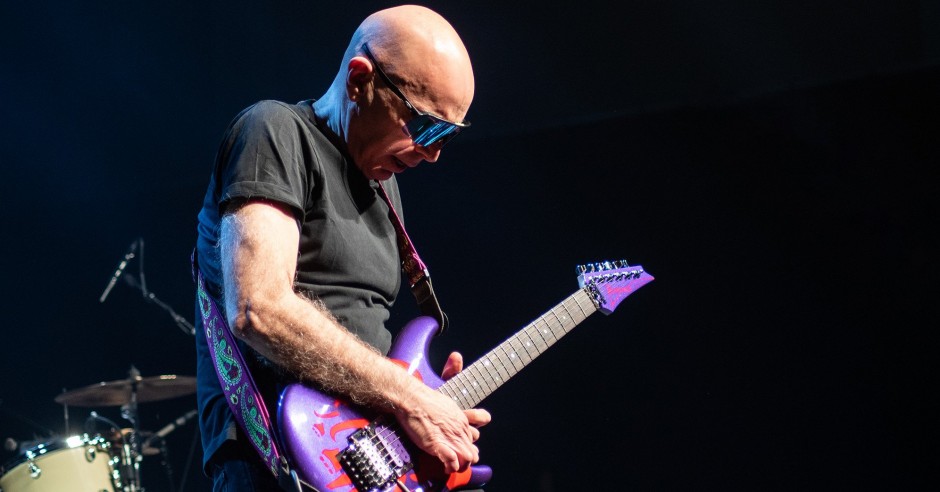 Festivalinfo review: Joe Satriani - 13/04 - Muziekcentrum Enschede
