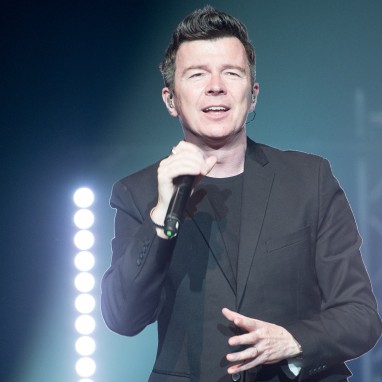 review: Rick Astley - 06/05 - TivoliVredenburg Rick Astley