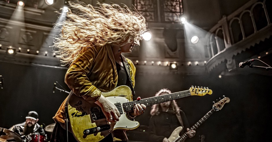 Festivalinfo review: Joanne Shaw Taylor - 14/02 - Paradiso