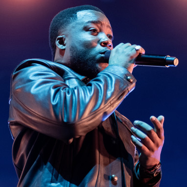 review: KM: KM STORIES - 15/02 - AFAS Live KM