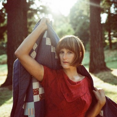 Laura Gibson 2