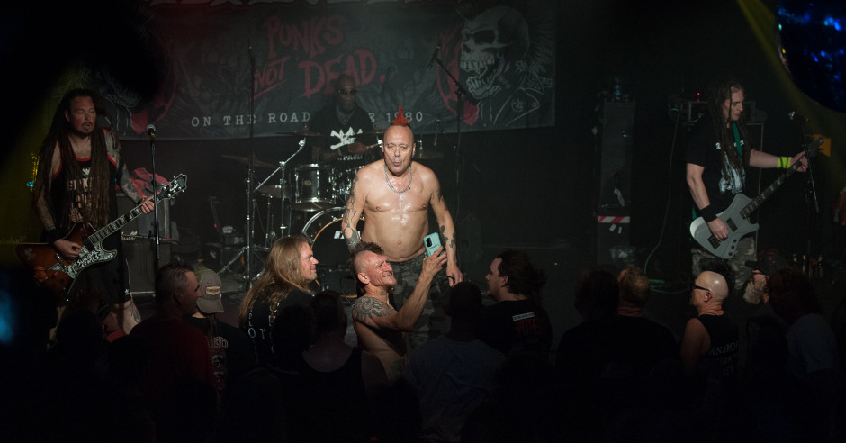 Festivalinfo review: The Exploited - 20/06 - Het Podium