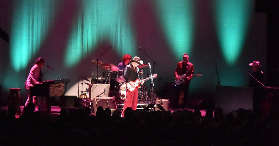 Festivalinfo review: The Waterboys - 12/11 - Doornroosje
