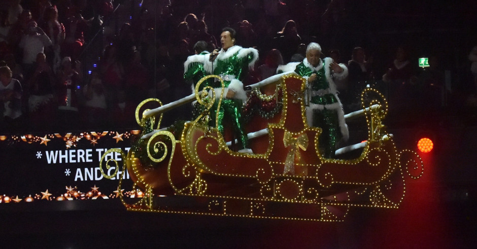 Festivalinfo review: De Toppers Christmas Party Of The Year 2025 - 18/12 - Ahoy
