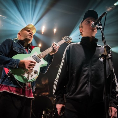 review: DMA's - 11/11 - TivoliVredenburg DMA's