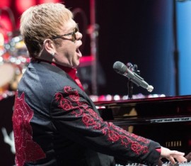 Elton John met afscheidstournee naar België en Nederland