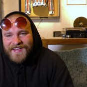 Video: Teddy Swims brengt debuutalbum 'I’ve Tried Everything But Therapy (Part 1) uit