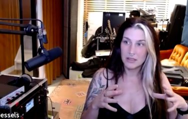 Video:  Charlotte Wessels praat over het opnieuw samenwerken met ex-Delain-leden op haar nieuwe album