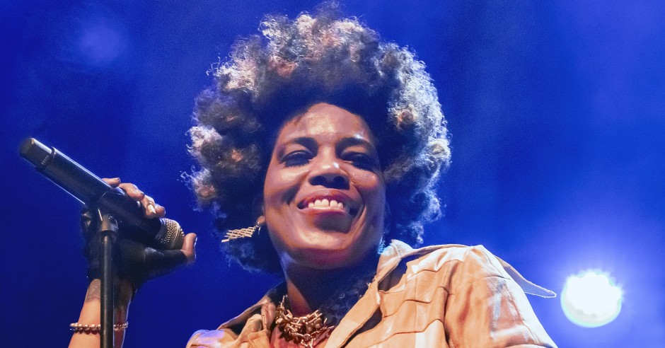 Festivalinfo review: Macy Gray - 29/05 - Paradiso
