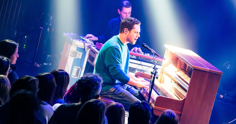Festivalinfo review: Noah Reid - 22/09 - Melkweg