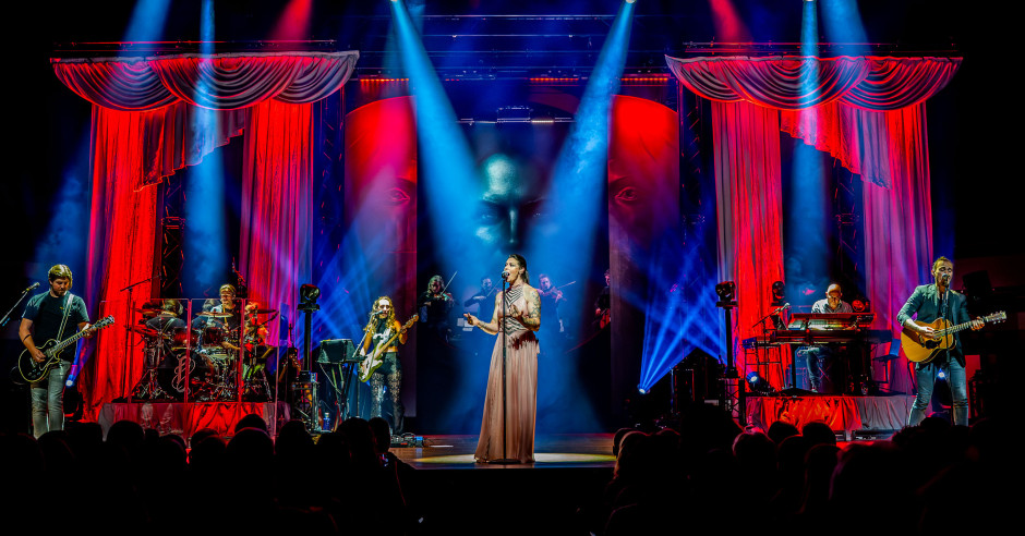 Festivalinfo review: Floor Jansen - Strijdlust - 28/09 - TivoliVredenburg
