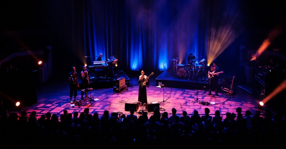 Bekijk de Lianne La Havas - 05/07 - TivoliVredenburg foto's