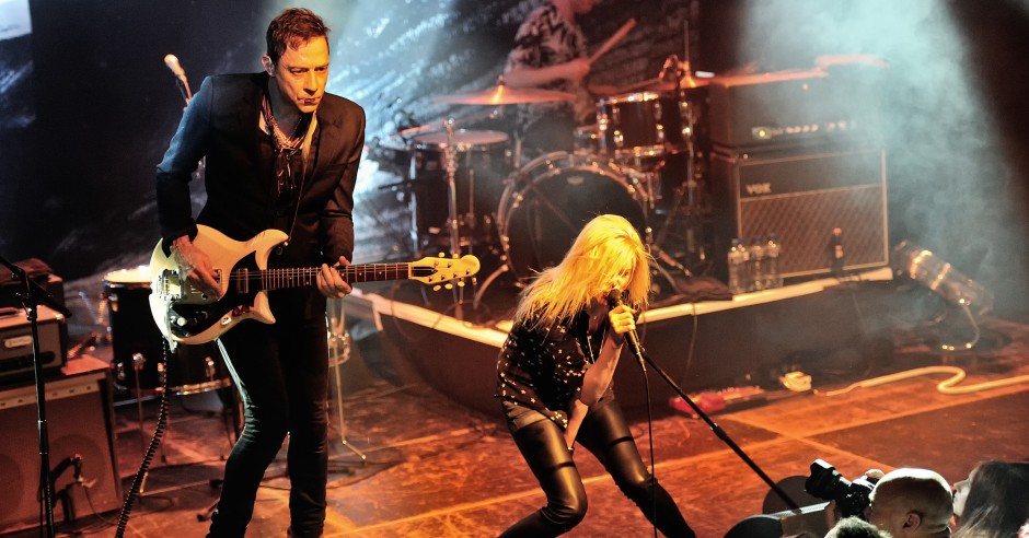 Bekijk de The Kills - 01/05 - Melkweg foto's