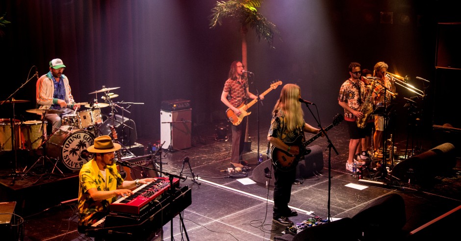 Festivalinfo review: Young Gun Silver Fox - 24/06 - Melkweg