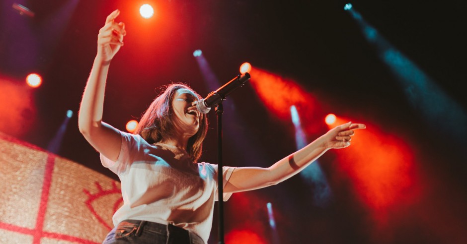 Bekijk de Sigrid - 19/11 - TivoliVredenburg foto's