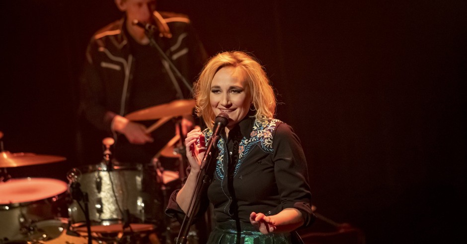 Bekijk de Pieternel - 11/11 - Schouwburg Amstelveen foto's