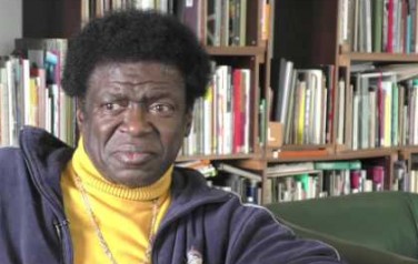 Video: Charles Bradley moet goudzoekers van zich afslaan