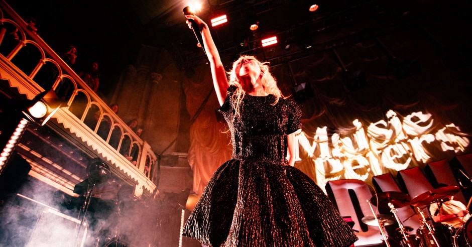 Festivalinfo review: Maisie Peters - 26/02 - Paradiso