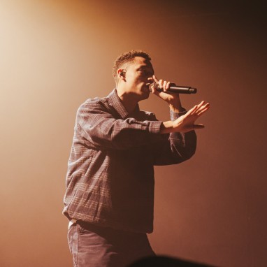 review: Loyle Carner - 17-12 - Melkweg Loyle Carner