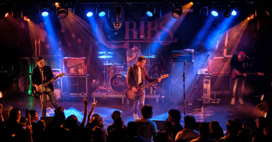 Festivalinfo review: The Cribs - 17/04 - Tolhuistuin