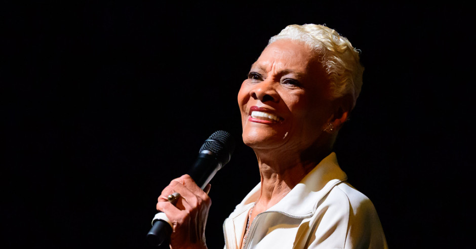 Bekijk de Dionne Warwick - 11/04 - Koninklijk Theater Carré foto's