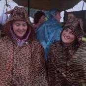 Video: Zware regen tijdens Lowlands