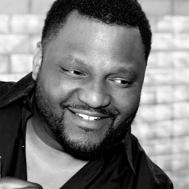 Aries Spears