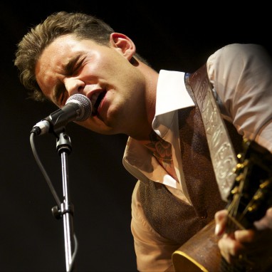 review: Douwe Bob - 04/11 - Metropool Douwe Bob
