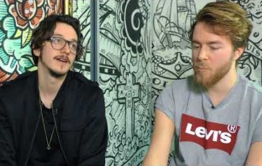 Video: Debuutalbum van ambitieus The Brahms 'eindelijk' af