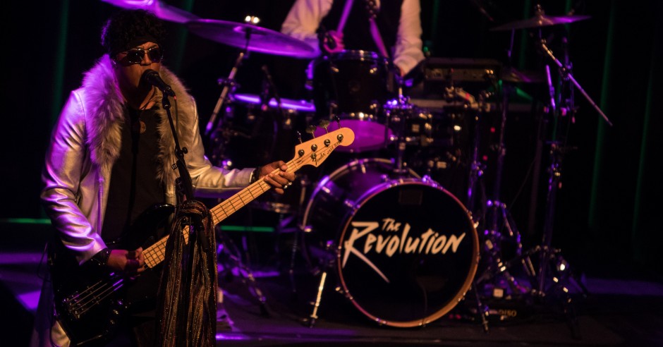 Festivalinfo review: The Revolution - 10/02 - Paradiso