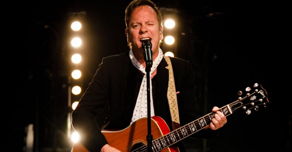 Bekijk de Kiefer Sutherland - 10/10 - Melkweg foto's