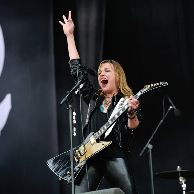 Halestorm news_groot