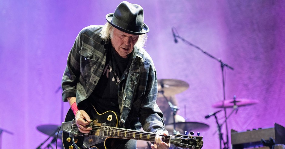 Bekijk de Neil Young + Promise of the Real - 10/07 - Ziggo Dome foto's