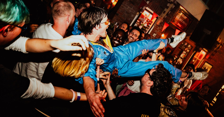 Festivalinfo review: TAXITAXI - 09/04 - Skatecafe