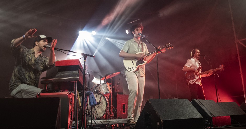 Bekijk de Welcome To The Village 2019 - donderdag foto's