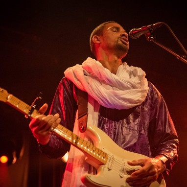 review: Mdou Moctar - 04/04 - Paradiso Mdou Moctar