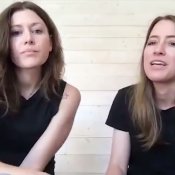 Video: Larkin Poe: 'Zelfs als volwassenen doen we alles samen'
