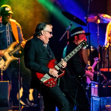 review: Joe Bonamassa - 12/04 - AFAS Live Joe Bonamassa