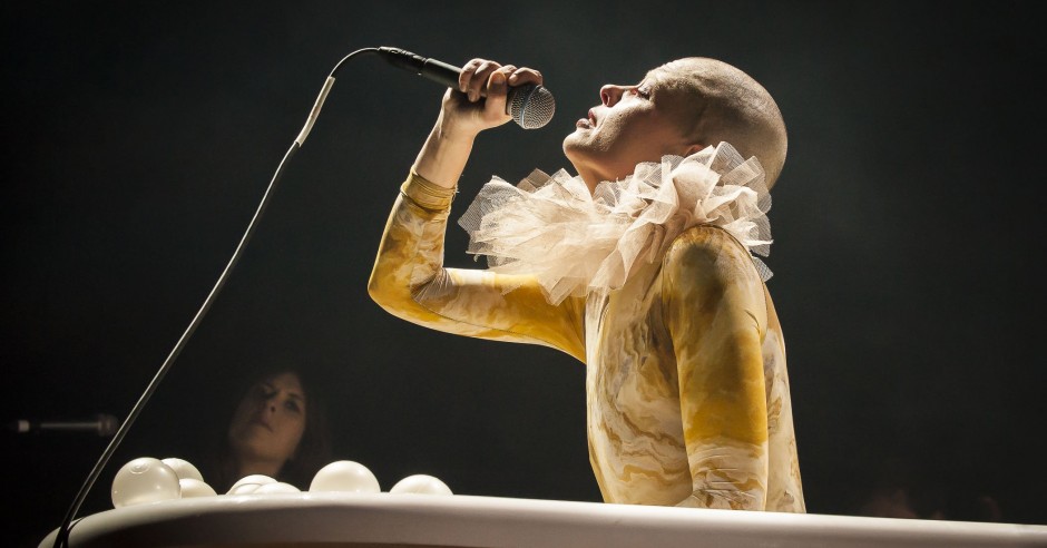 Festivalinfo review: Kovacs - 14/12 - TivoliVredenburg