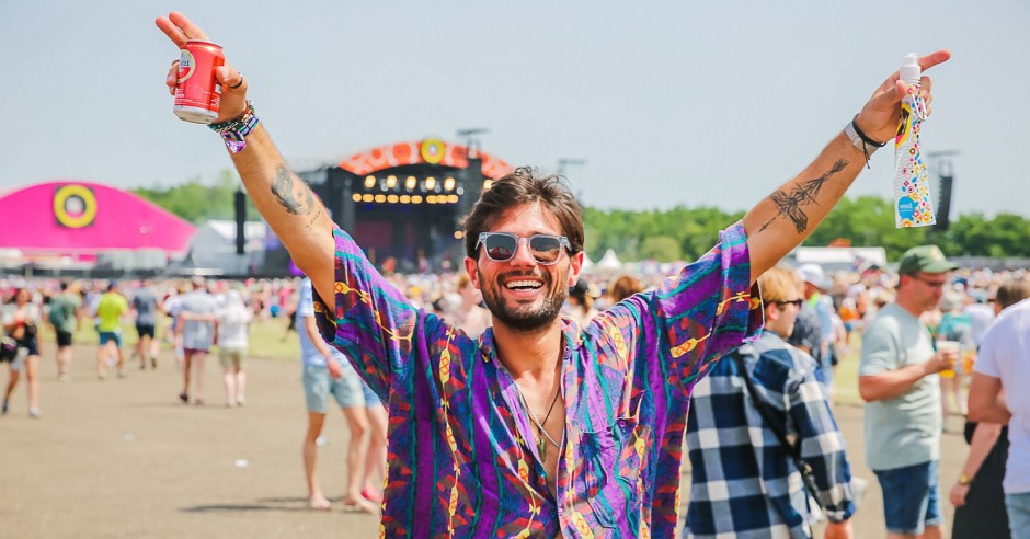 Zes meter hoog Pinkpop-monument onthuld in het Burgemeester Damenpark in Geleen