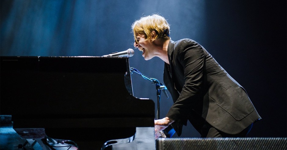 Bekijk de Tom Odell - 8/11 - Afas Live foto's