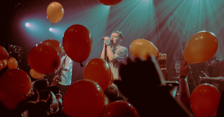 Festivalinfo review: Only The Poets - 25/10 - Melkweg