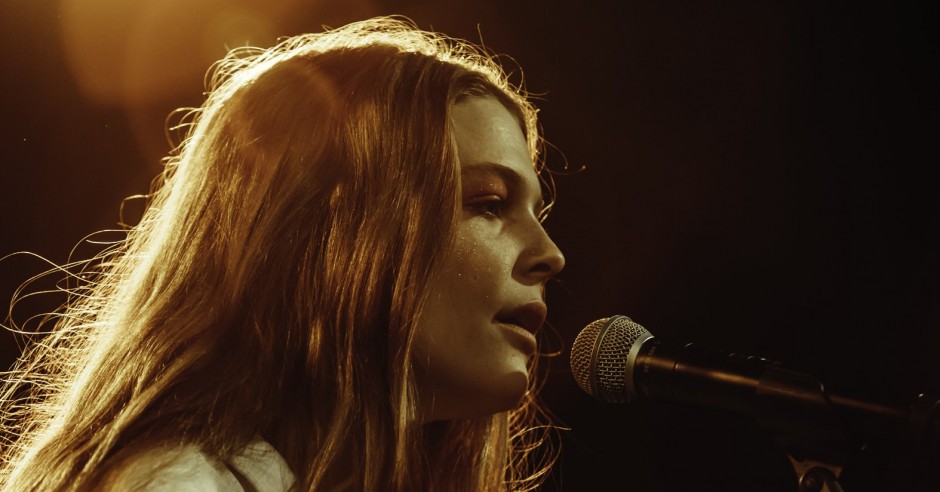 Bekijk de Maggie Rogers - 02/03 - Paradiso Noord foto's