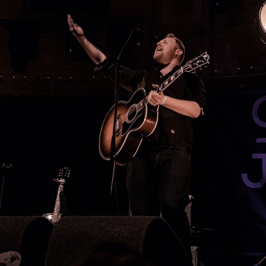 Gavin James