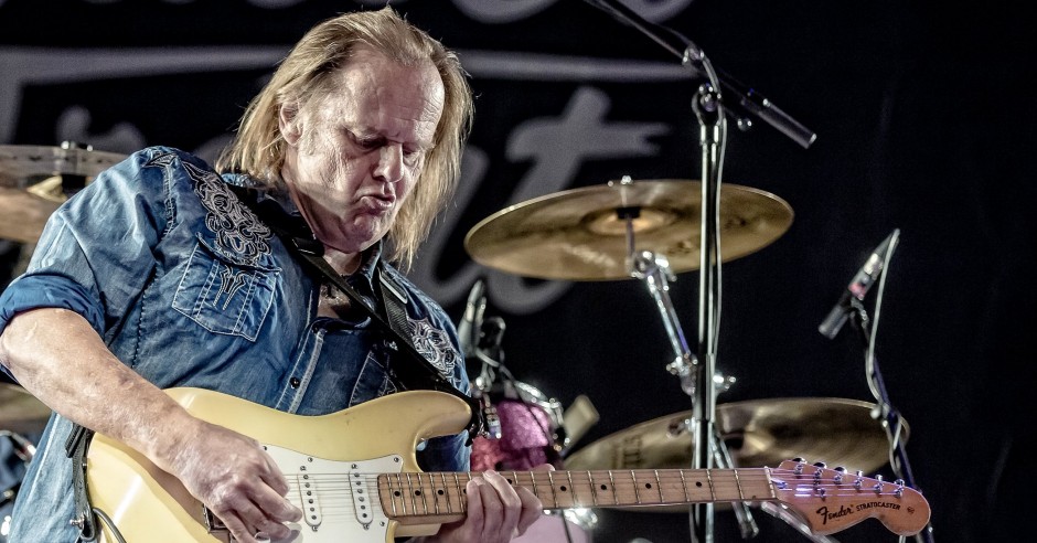 Bekijk de Walter Trout -26/4 - Doornroosje foto's