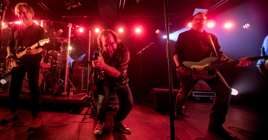 Festivalinfo review: Crash Test Dummies - 08/10 - Burgerweeshuis