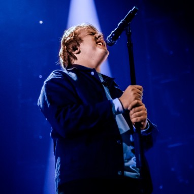 review: Lewis Capaldi - 13/02 - AFAS Live Lewis Capaldi